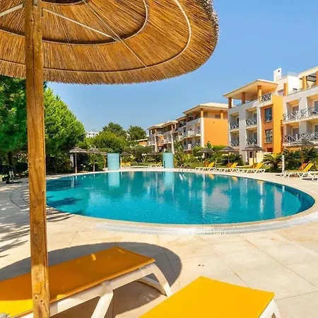 Viacasa Two-bedroom - Corcovada Appartement Albufeira